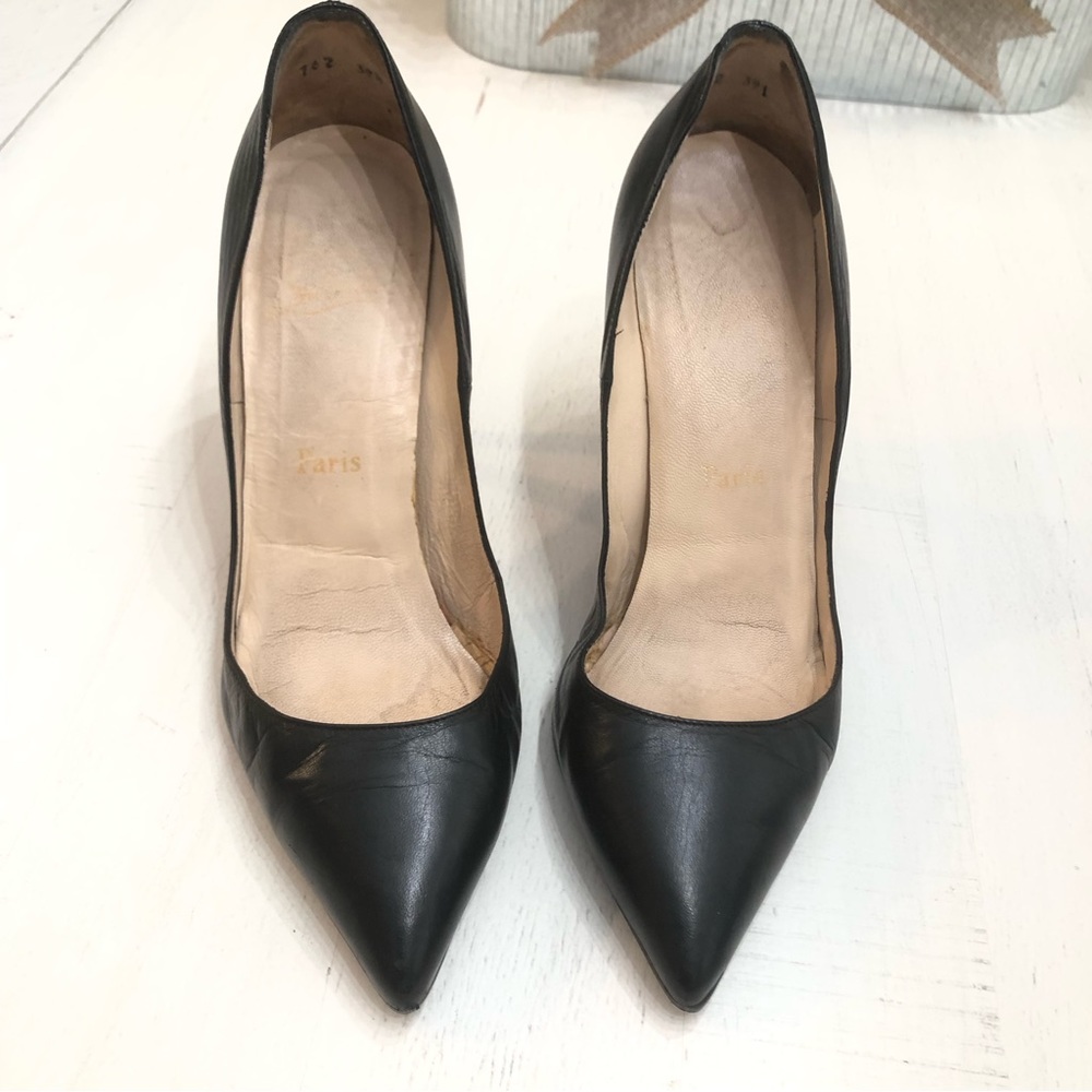 Christian Louboutin Black Leather Pointed Heels Sz 39 1/2 - Picture 14 of 15